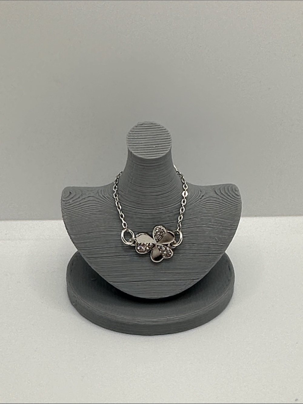 Sterling Silver cloverleaf Pendant Necklace - 1:6  scale Barbie jewelry